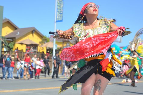 Teocalli traditional aztec dancers perform a dance ritual during the Cinco De Mayo festival in Richmond, Calif. on May 7. 