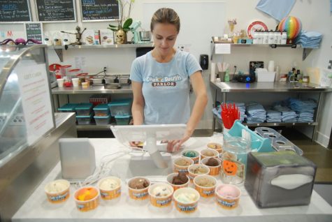 Alternative cookie dough parlor serves up varied, tasty nibbles