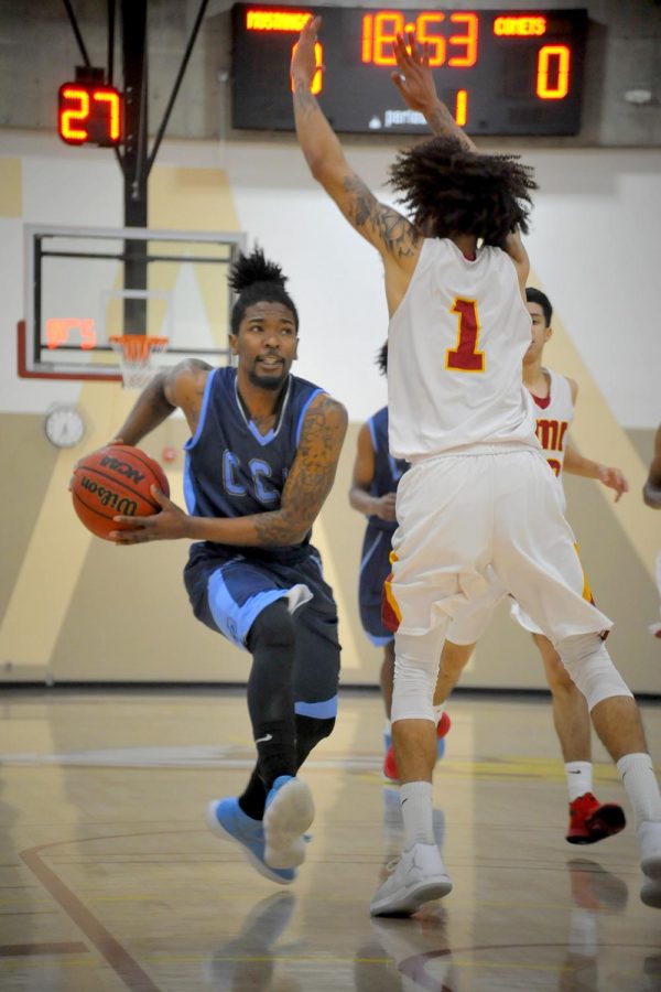 Comet player takes a contested layup during the Comets’ 72-62 loss at Los Medanos College on Friday.