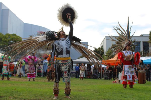 Navigation to Story: Indigenous people hold 32nd annual ‘powwow’ in Berkeley