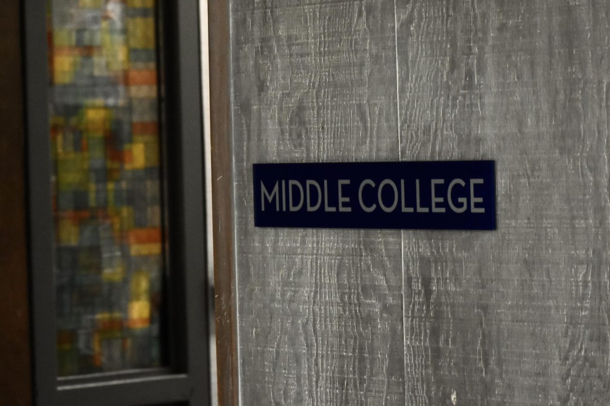 A view of the entrance of Middle College Offices on November 5 at 4:21 P.M.